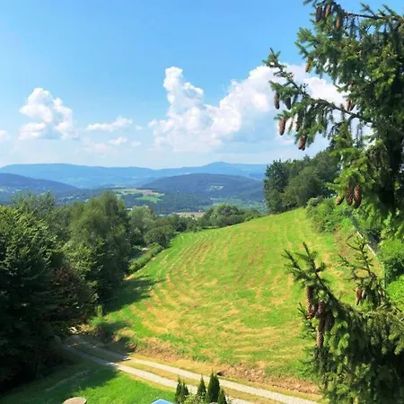 Dom Na Wzgorzu Z Pieknymi Widokami. Miejsce Holiday home *