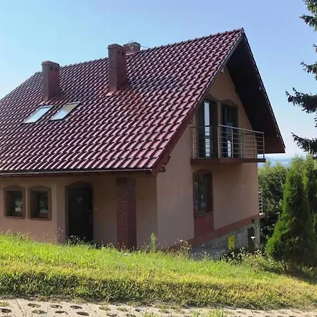 Dom Na Wzgorzu Z Pieknymi Widokami. Miejsce Holiday home
