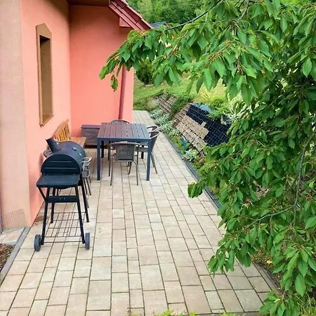 Dom Na Wzgorzu Z Pieknymi Widokami. Miejsce Holiday home *