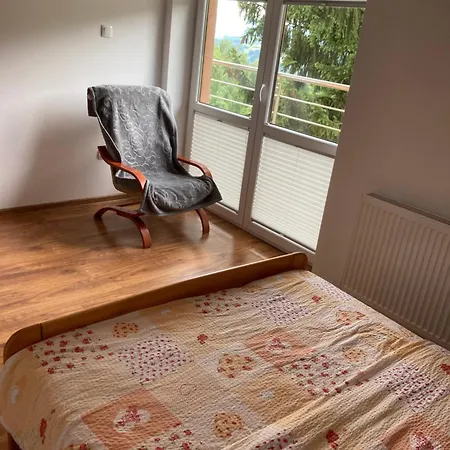 Dom Na Wzgorzu Z Pieknymi Widokami. Miejsce Holiday home